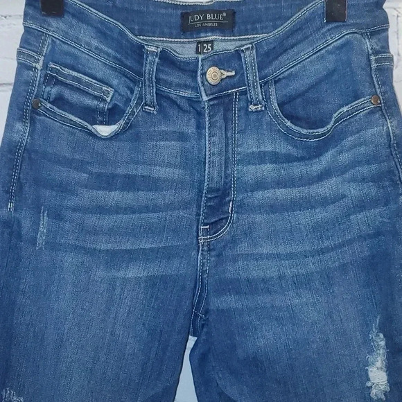 Judy Blue Slim Fit Distressed Medium Wash Size 25 - Picture 4 of 12